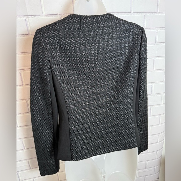 CALVIN KLEIN Black Blazer with Sleek Design and Tailored Fit/size 4 - Picture 5 of 8